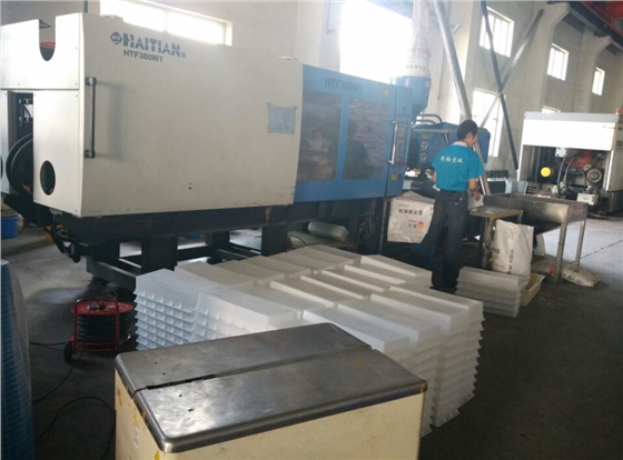 来来来劲强塑料模具教你喷嘴的维护方法、常见问题及选择指南